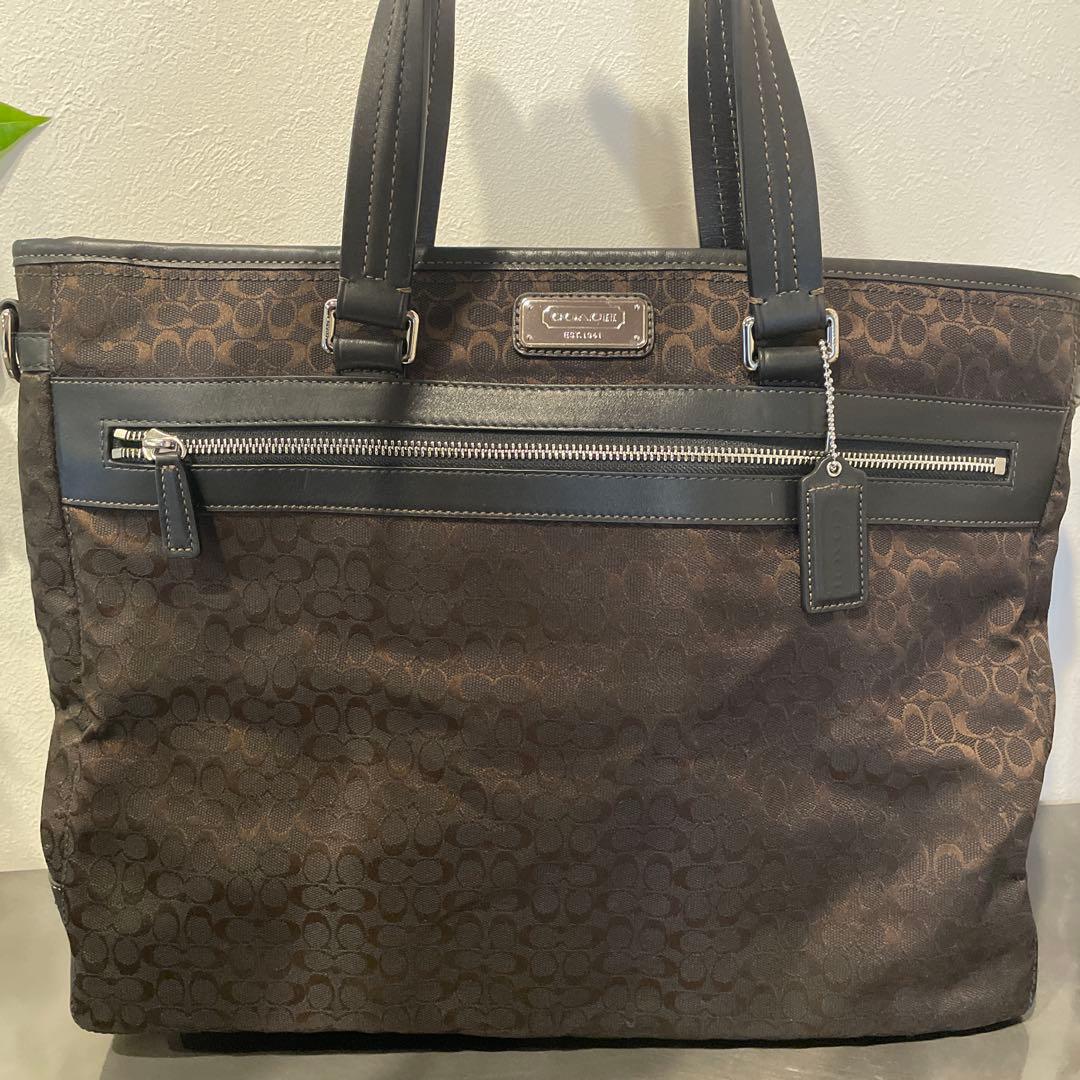 【未使用】COACH バッグ（肩紐付き）