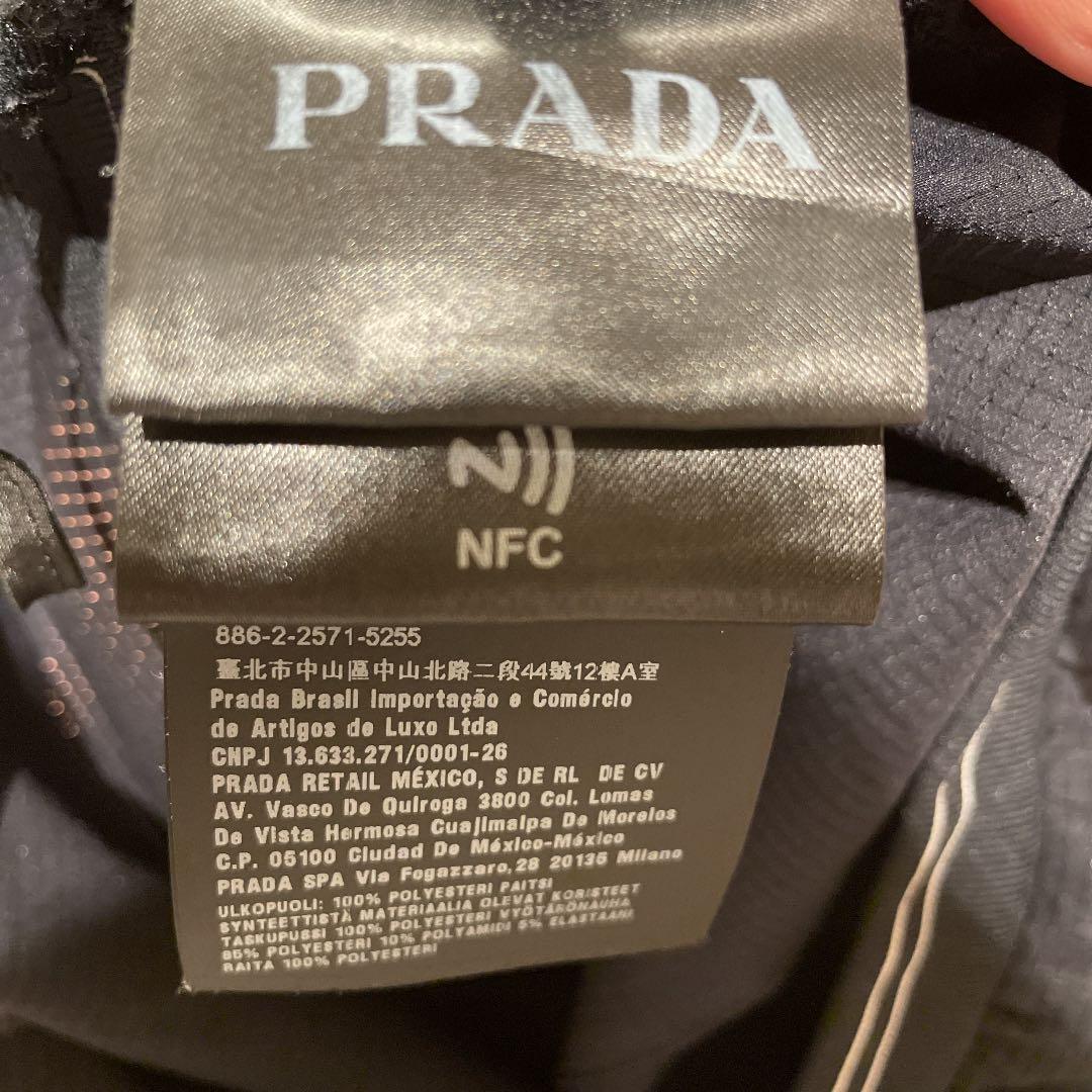 プラダ　ライトストレッチ テクニカルファブリック バミューダショーツ