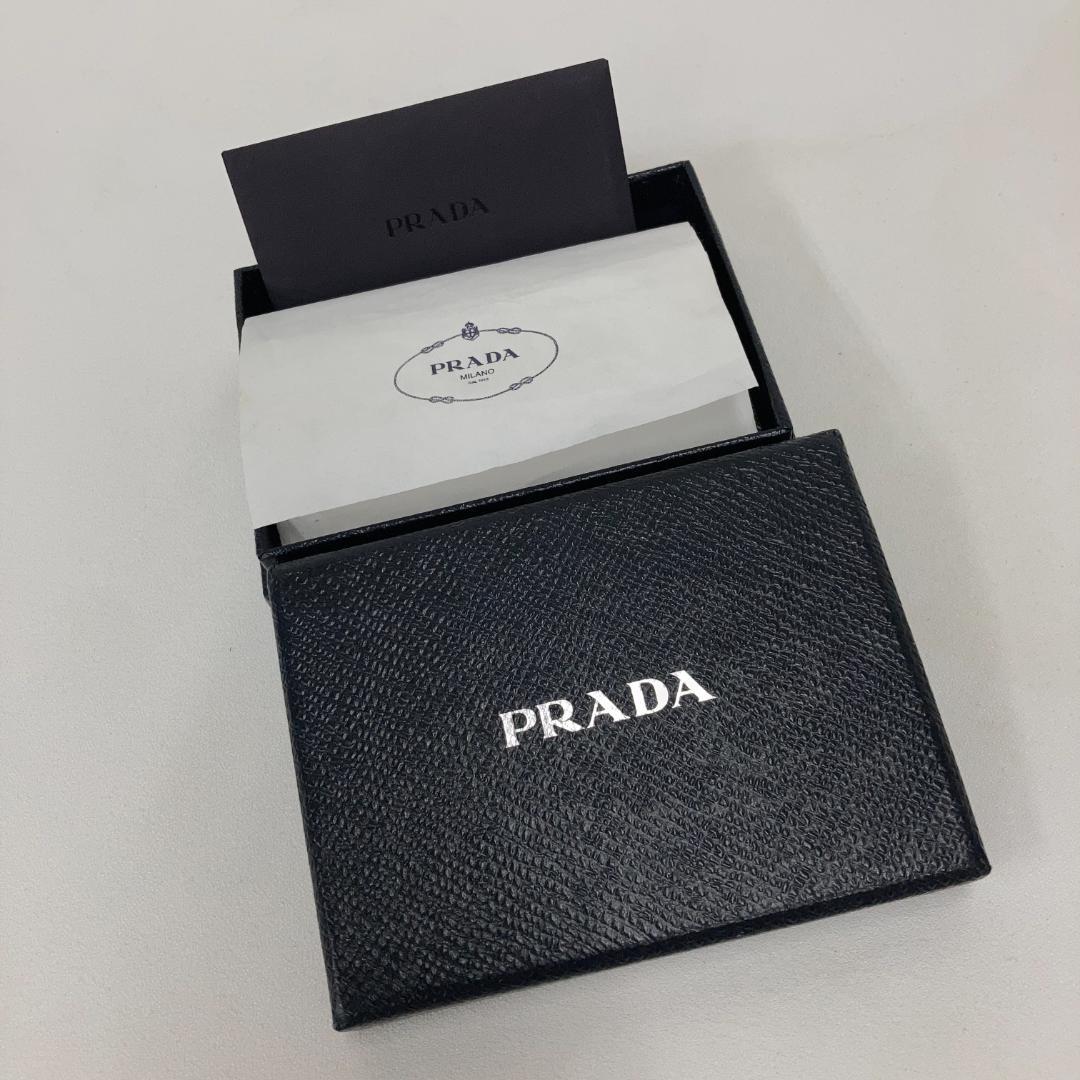 新品⭐プラダ✨PRADA ブラック キーケース 6連 サフィアーノメタル