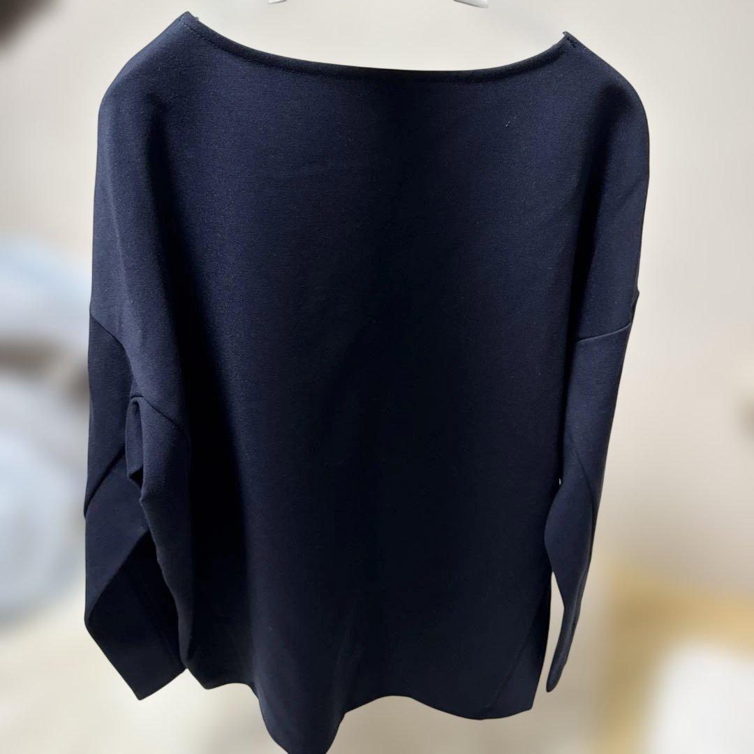 も*の様 新品SOEJU ソージュ ダブルジャージキーネックプルオーバー ネイビ