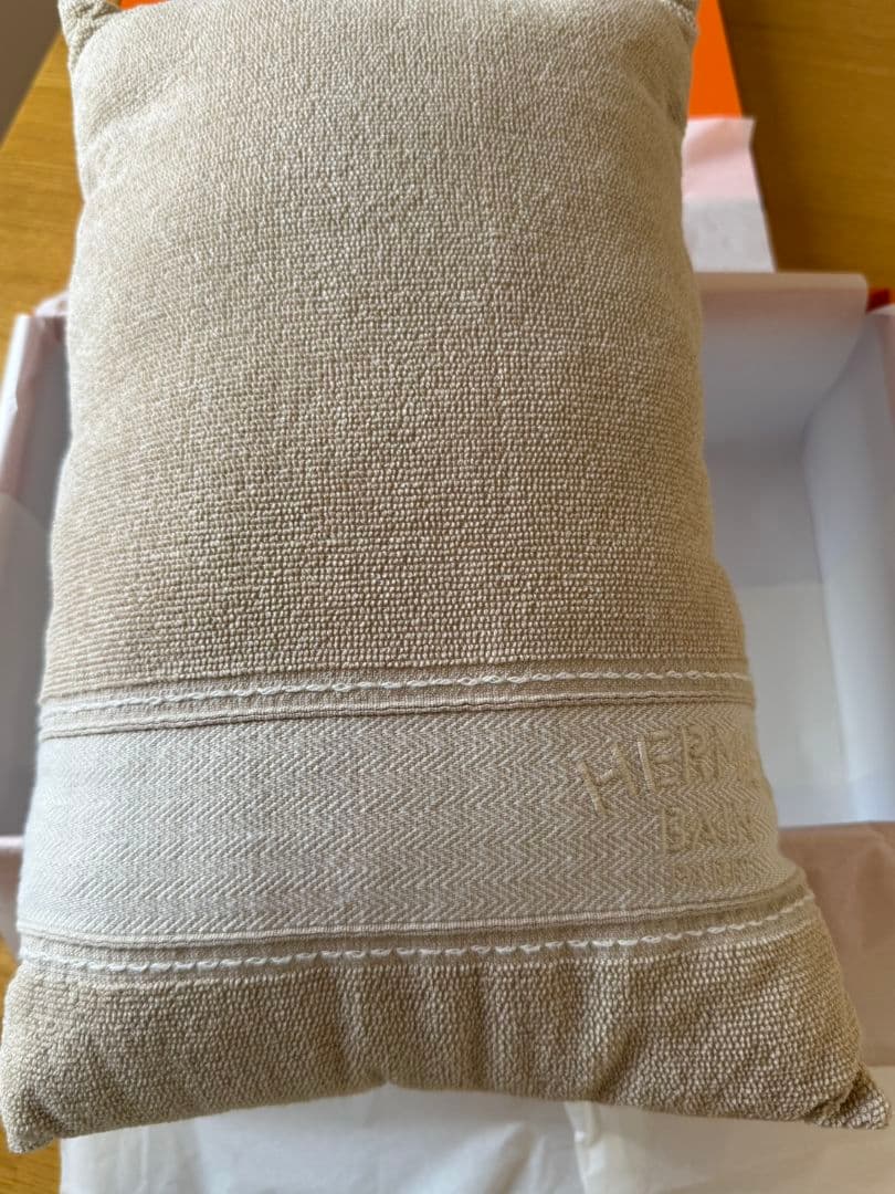 『新品』HERMES エルメス ビーチクッション ヨッティング