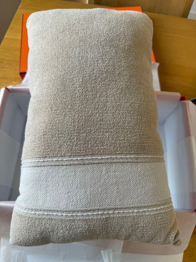 『新品』HERMES エルメス ビーチクッション ヨッティング