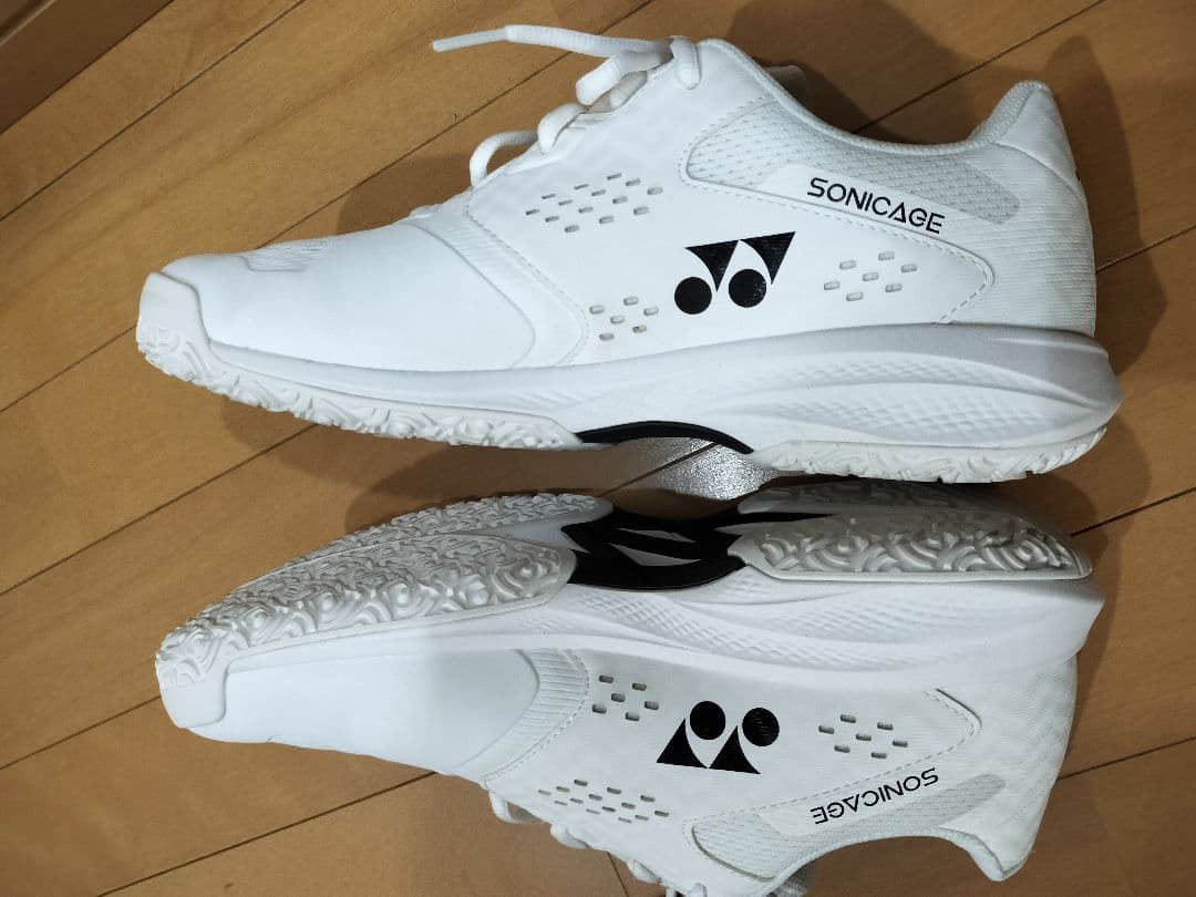 ソニケージ　ワイド　27センチ　YONEX 　テニスシューズ