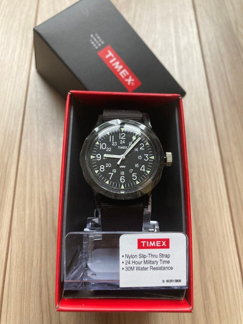 【新品】TIMEX(タイメックス) ブラック 腕時計　ユニセックス