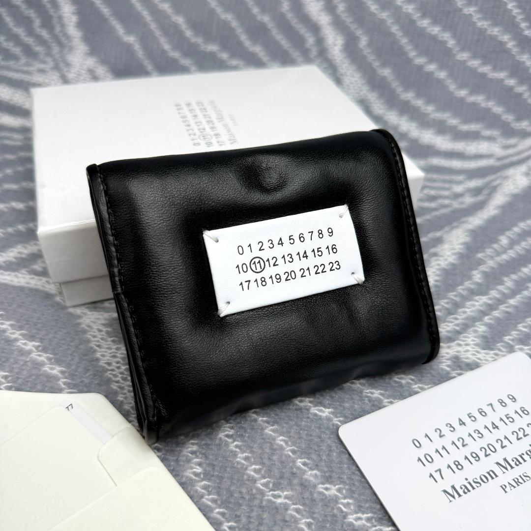 Maison Margiela三つ折り財布 エンベロープ プリント ラムスキン