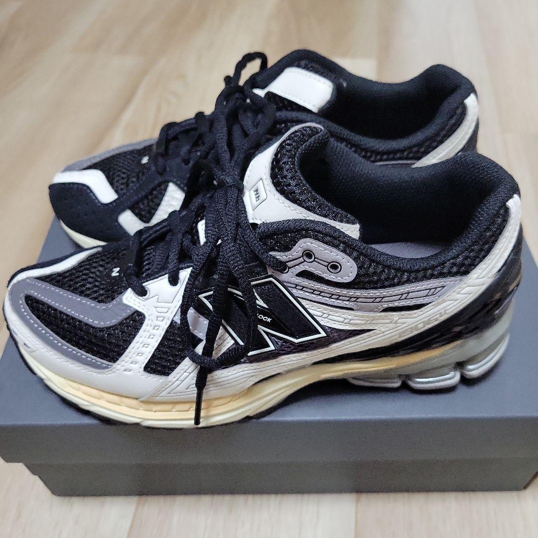 new balance　ニューバランス　1906NC ブラック　23.5㎝