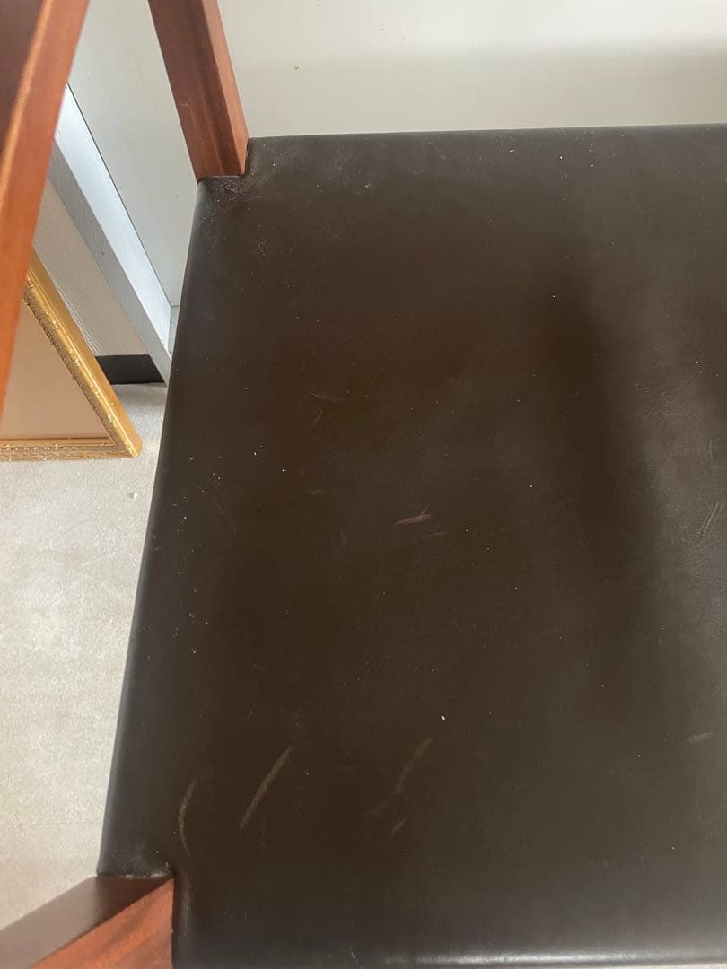 arflex ダイニングチェア　SHIN アームチェア　ウォールナット　レザー