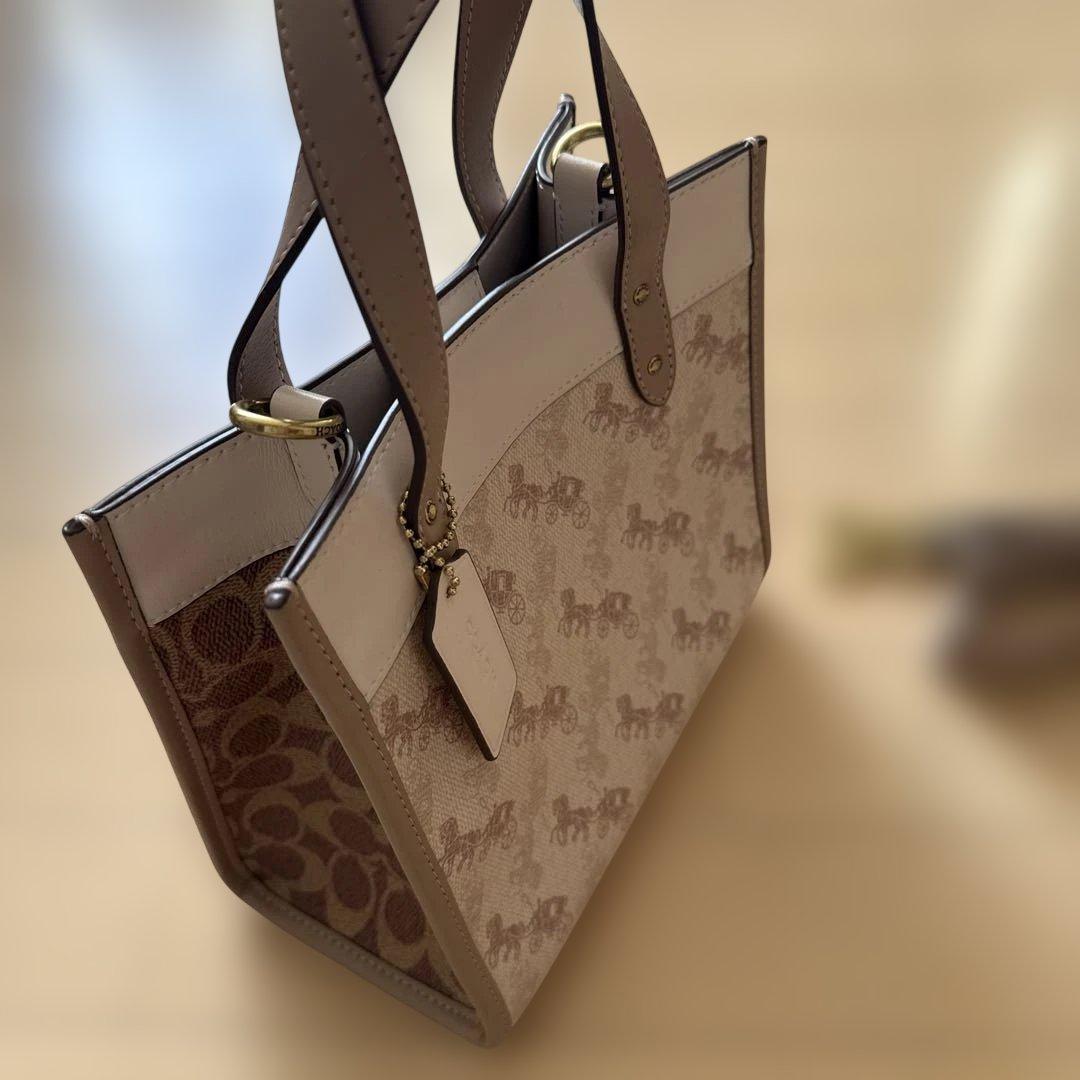 COACH ホースアンドキャリッジバッグ