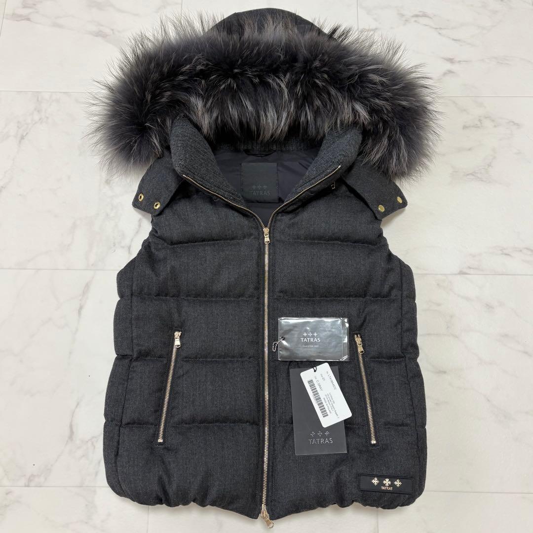 【極美品】タトラス TATRAS ダウンベスト ルセラ チャコールグレー 01