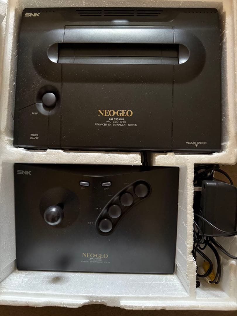 NEO-GEO アドバンスドエンターテインメントシステム