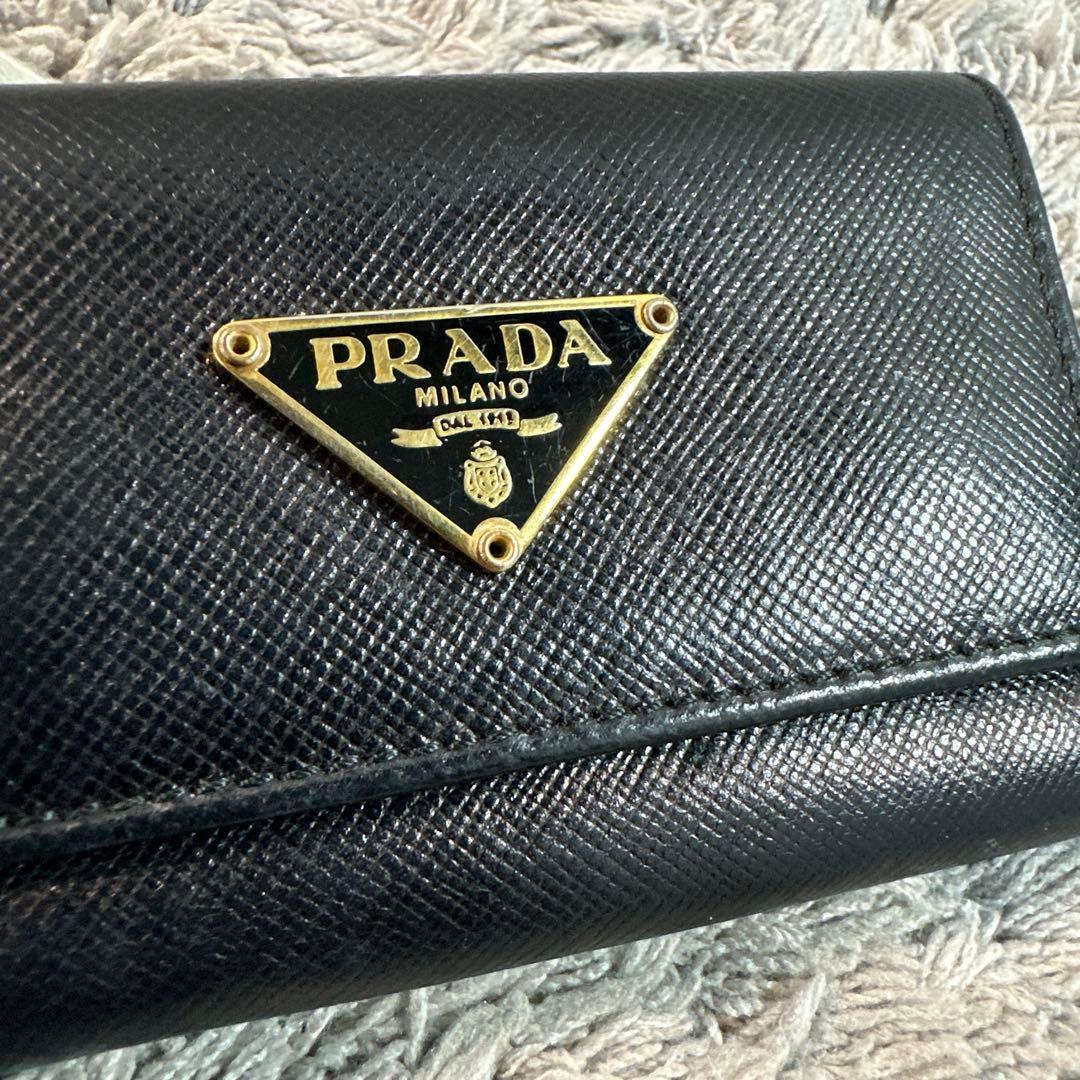 PRADA プラダ サフィアーノ 三角プレート キーケース 5連 ブラック