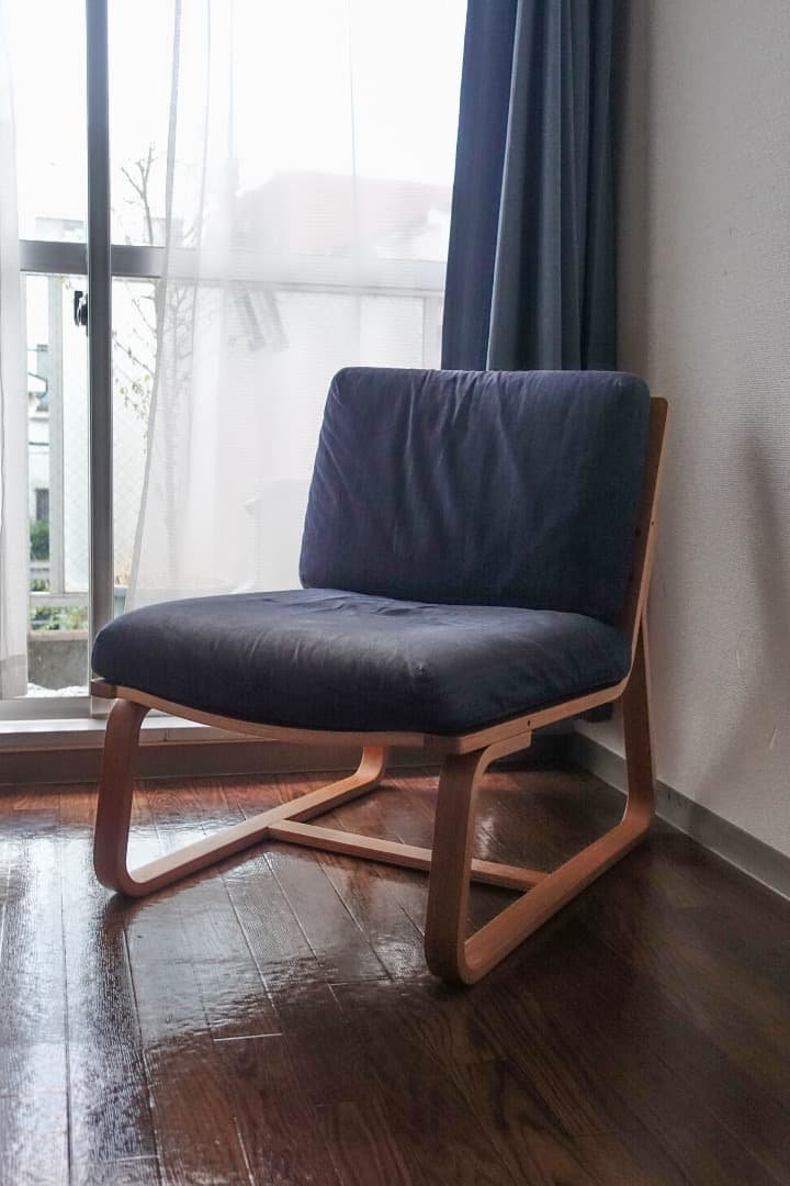 リビングでもダイニングでもつかえる ソファ 2個セット