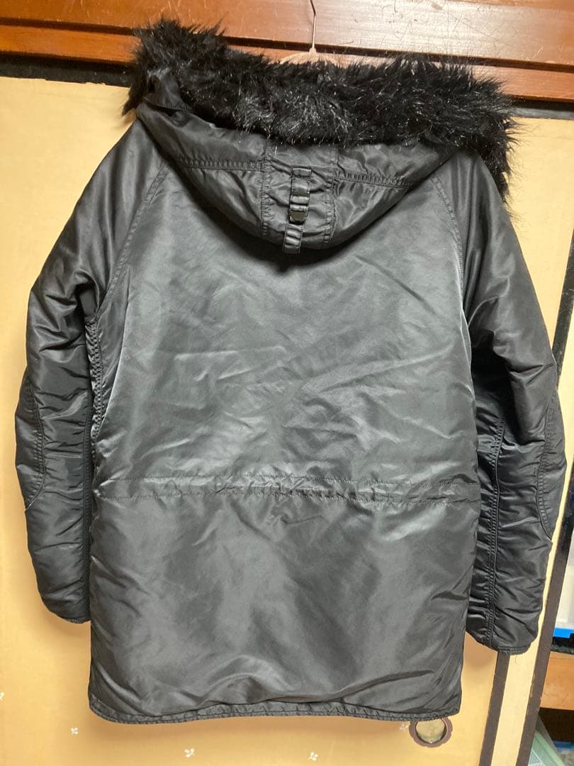 ALPHA N3BのXL(black)