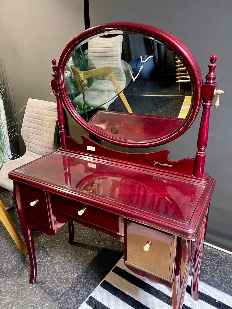 Hani！　　　アンティーク家具 フランスミラー ロベルタ ドレッサー