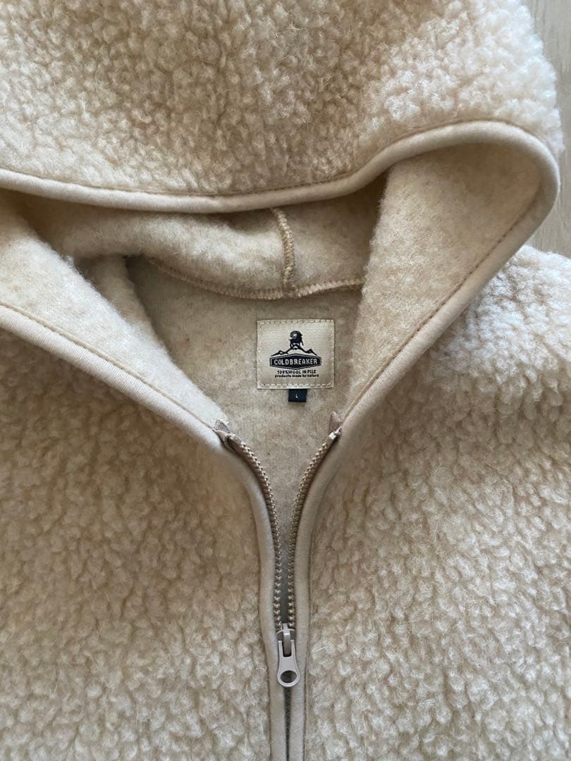 COLD BREAKER / フードボアベスト