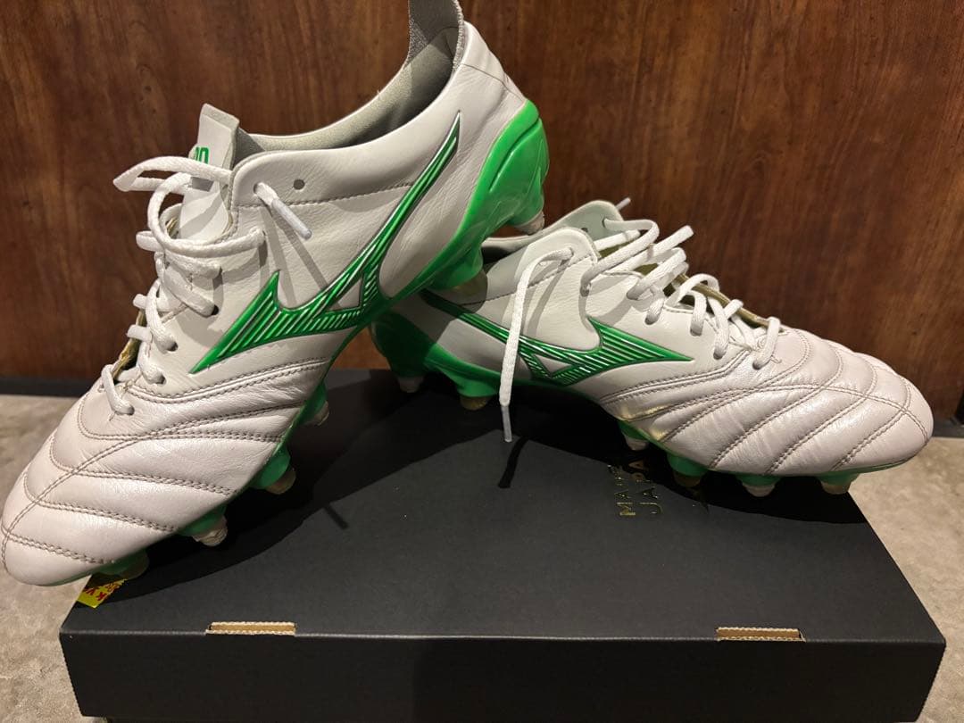 Mizuno Morelia Neo IV ホワイト/グリーン