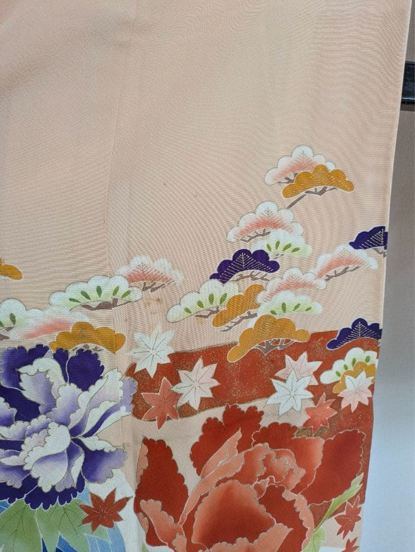 は*ー様 振袖 裄67 作家物 セミアンティーク 一つ紋 青海波に花柄金彩正絹T