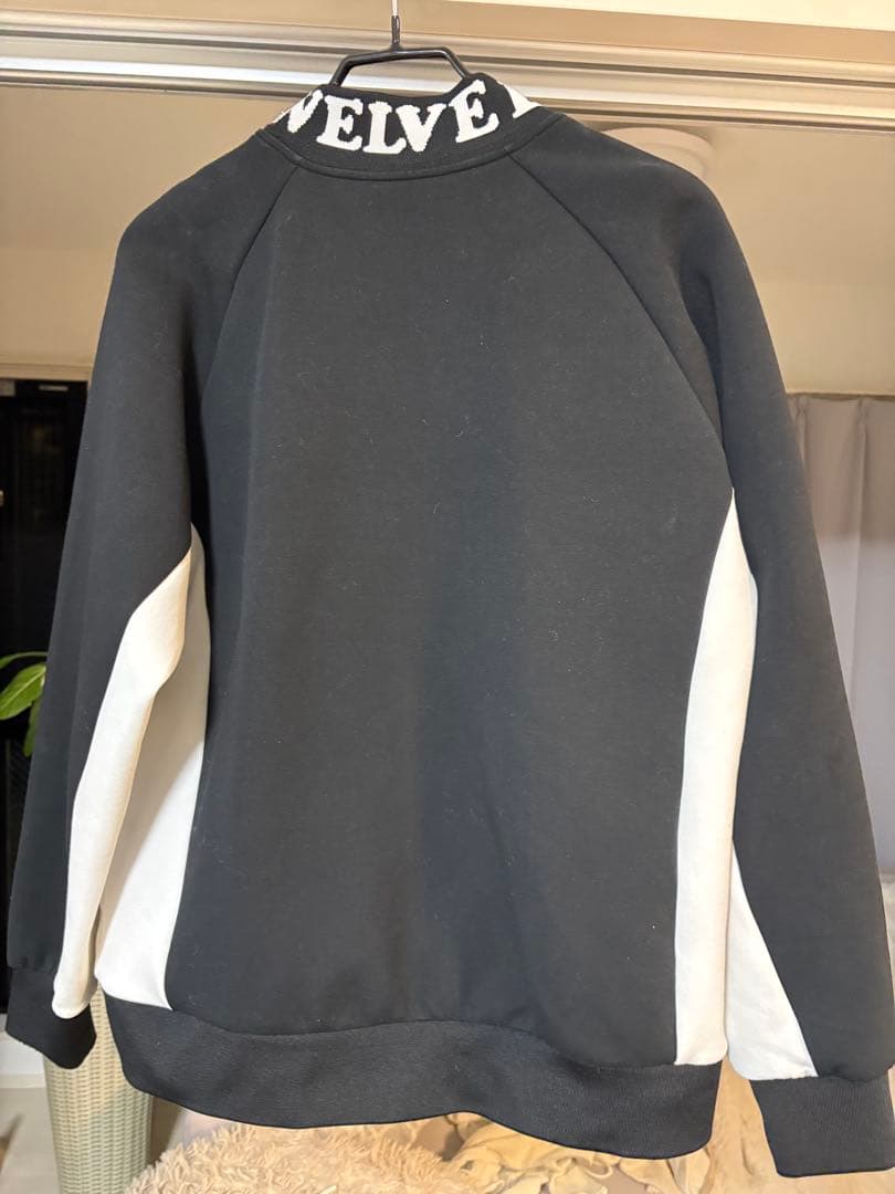 V TWELVE LUX ジャケットとパンツセット