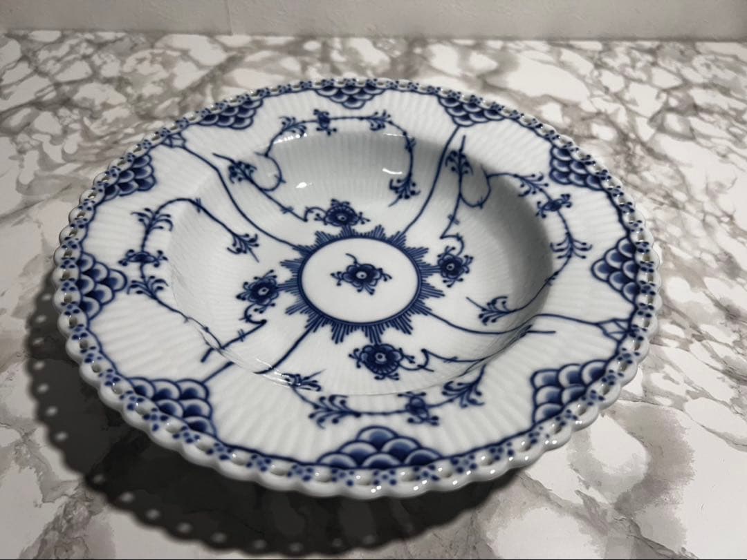 ロイヤルコペンハーゲン　ブルーフルーテット　フルレース　23cm 2皿