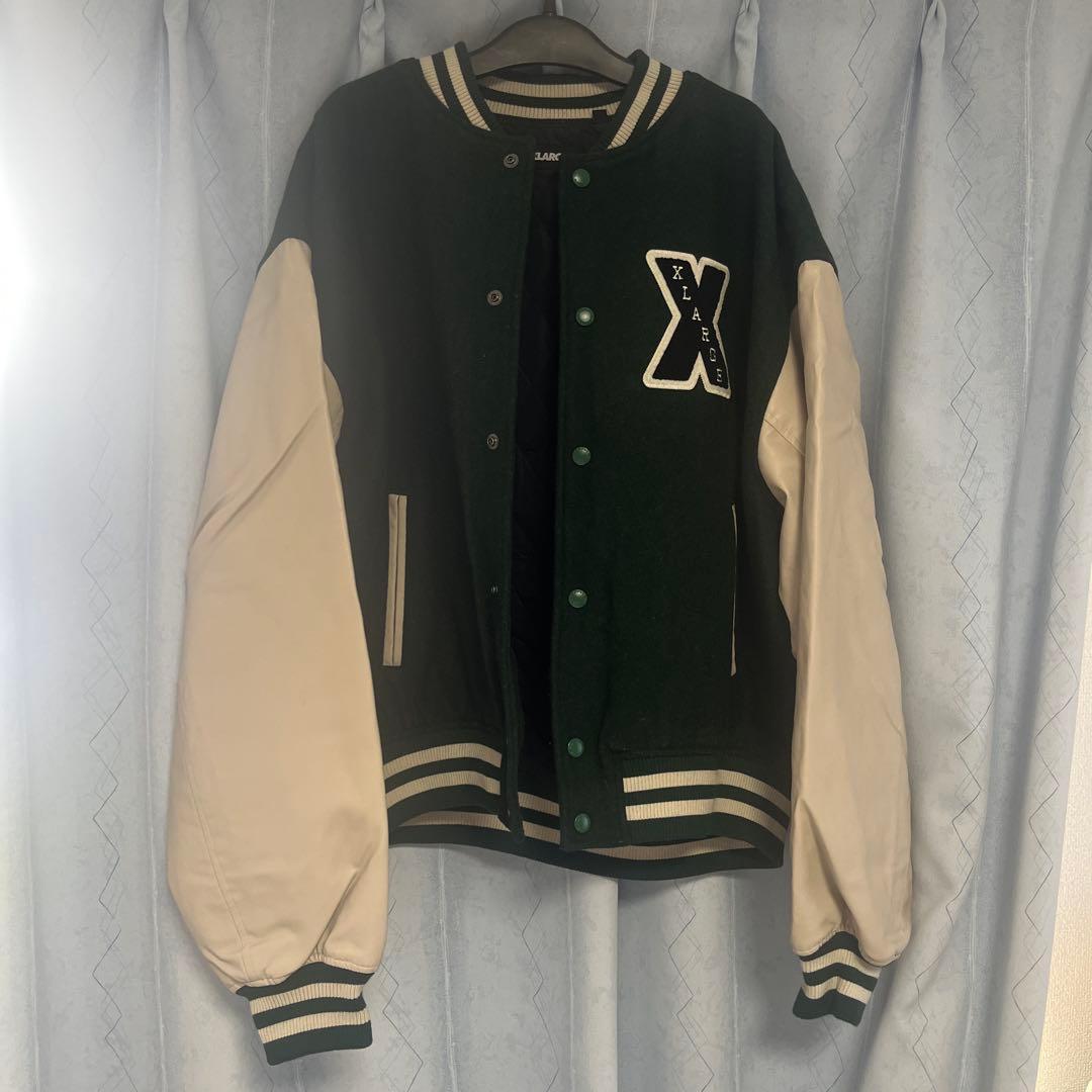 8*ン様 エクストララージ パイルロゴ スタジャン