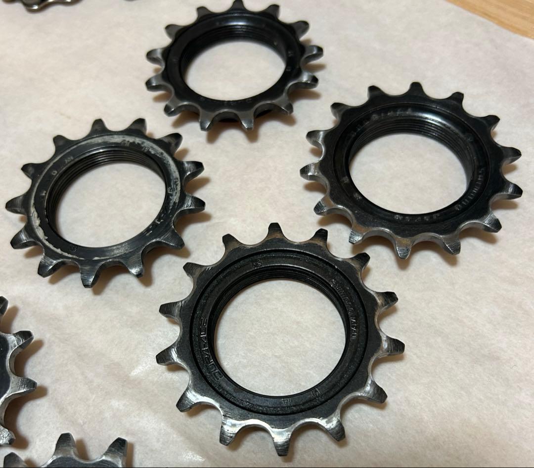 競輪、チェーン‼️小ギア‼️まとめ売り‼️バラ可