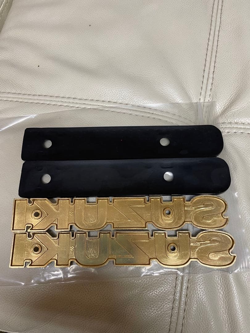 gs400L 純正エンブレム