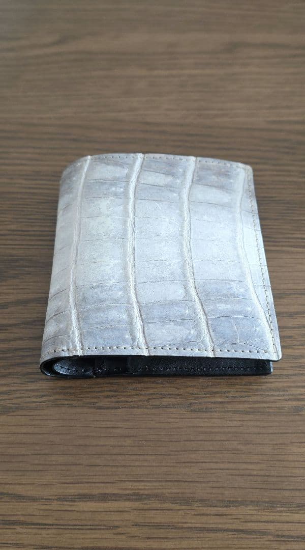 【ほぼ未使用】Coupe クッペ 二つ折り財布 ヒマラヤクロコ 新進工房 箱無し