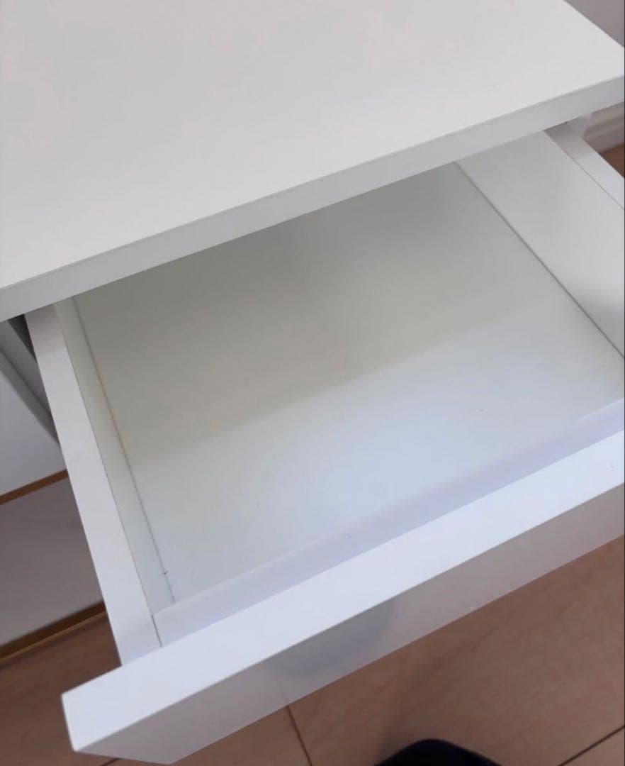 【美品】ホワイトモダンテレビボード 引き出し付き