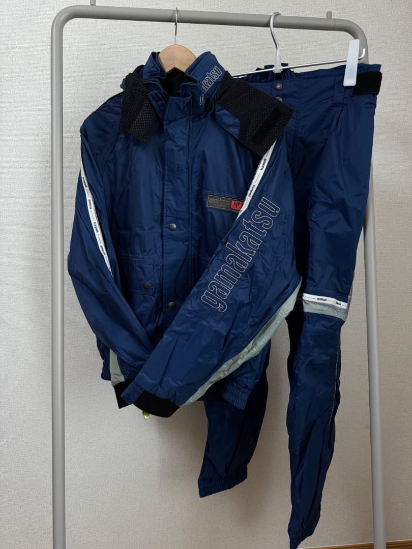 激レア 新品 未使用 がまかつ ウインドアップレインスーツ GM746