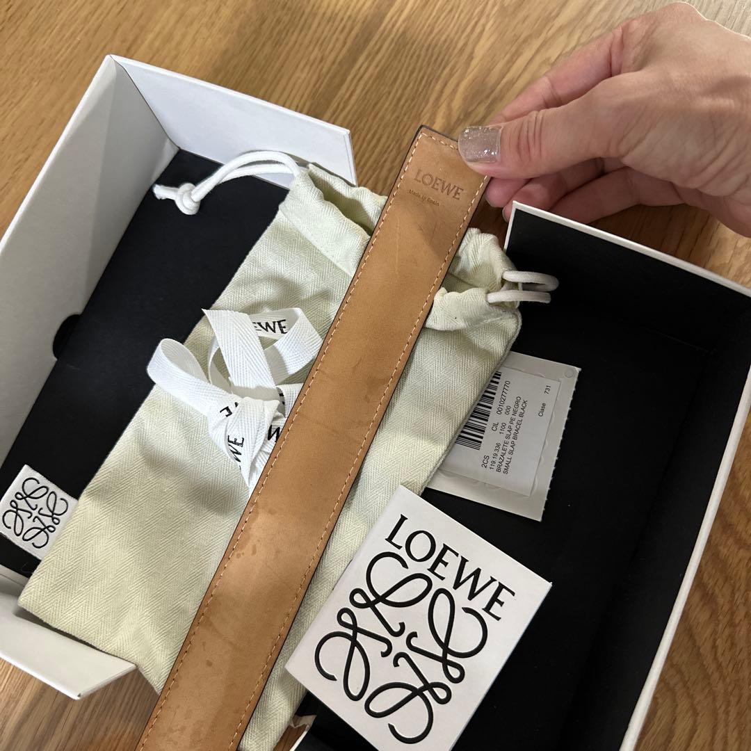 LOEWE レザーブレスレットブラック　ロエベ