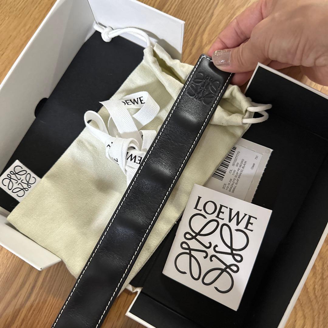LOEWE レザーブレスレットブラック　ロエベ