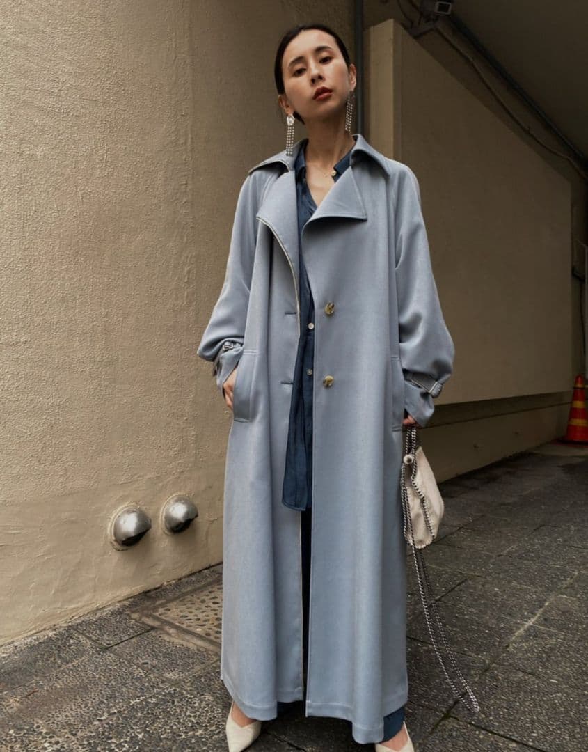 ジャケット・アウター BACK CUTTING LACE COAT