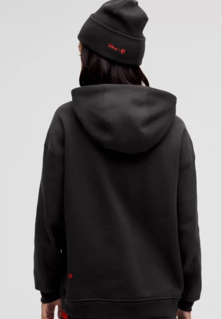 Lululemon ルルレモン　ディズニーコラボ　オーバーサイズフーディ