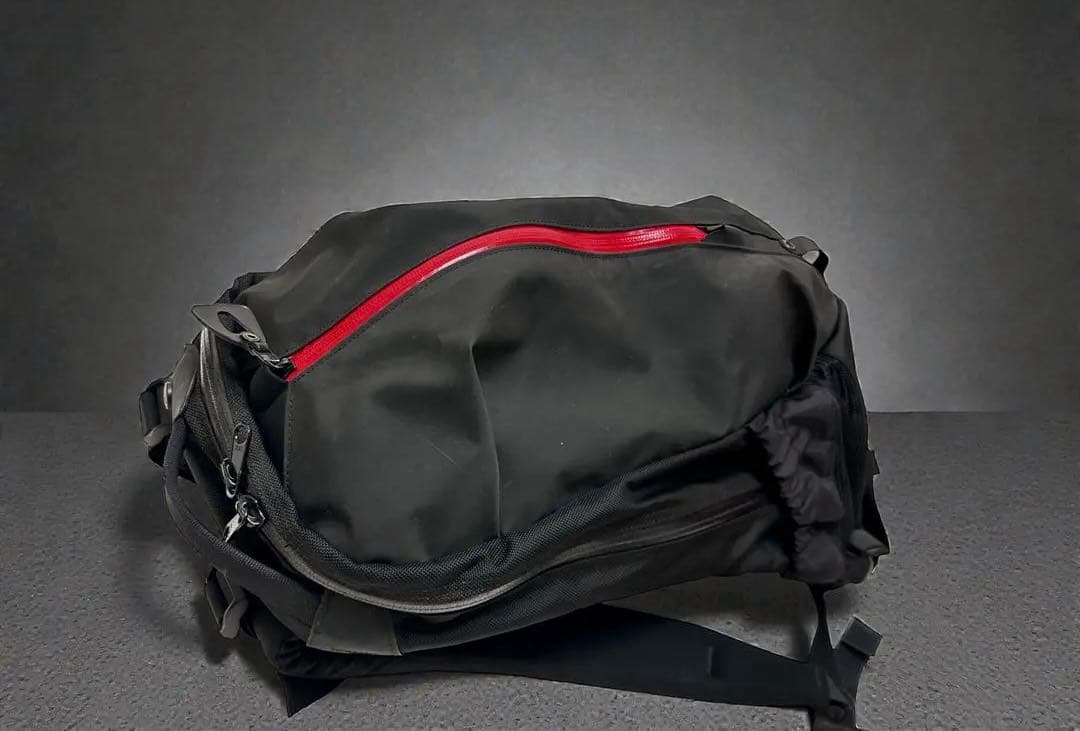 ARC'TERYX ARRO22 アークテリクス　バックパック赤　アロー22