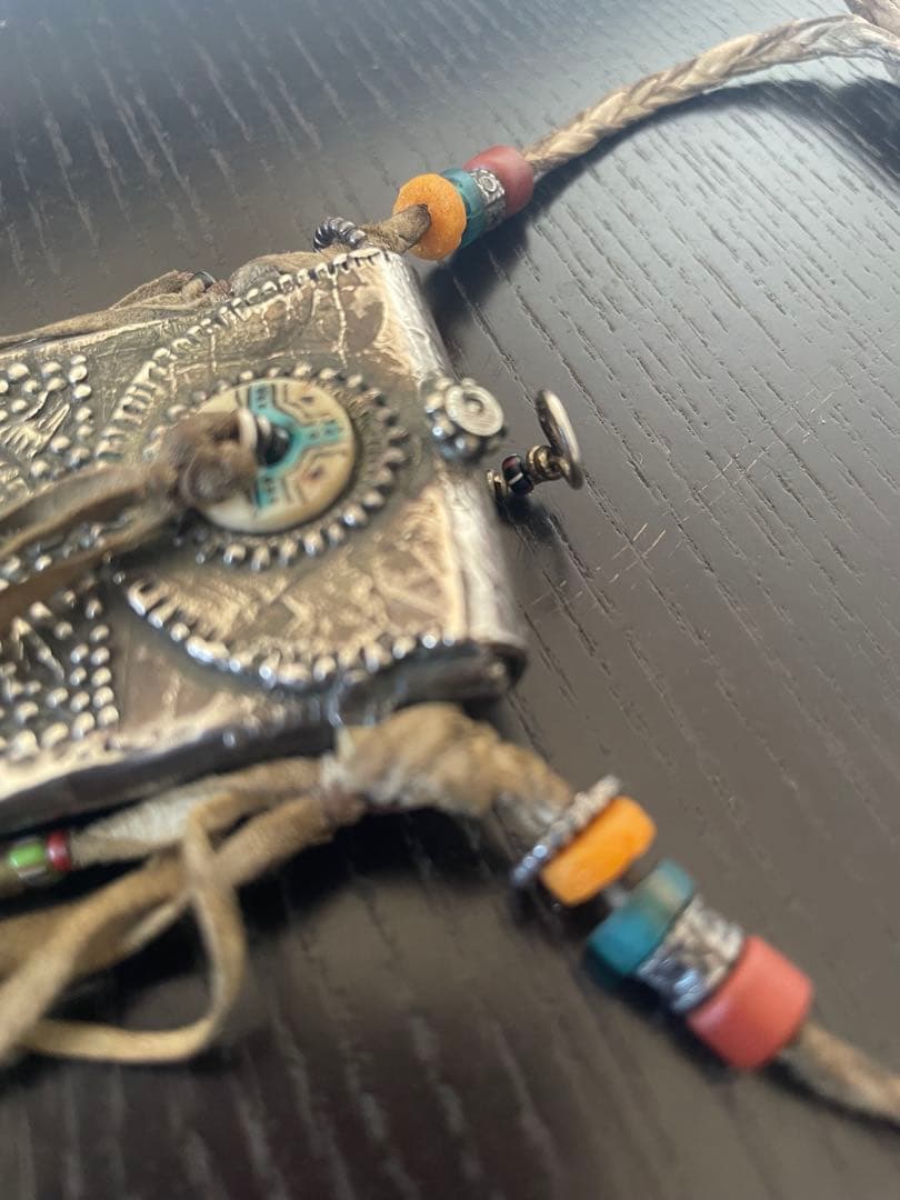 シルバー装飾ポーチ型ペンダント