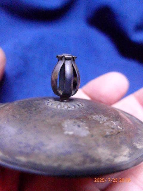 銅のとても古い小ぶりの薬缶、急須、水差しです