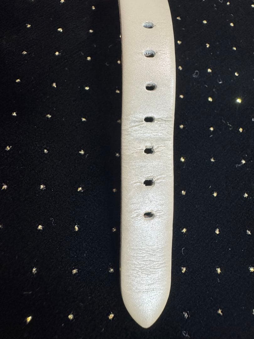 SWAROVSKI アナログ腕時計　新品電池交換済✨