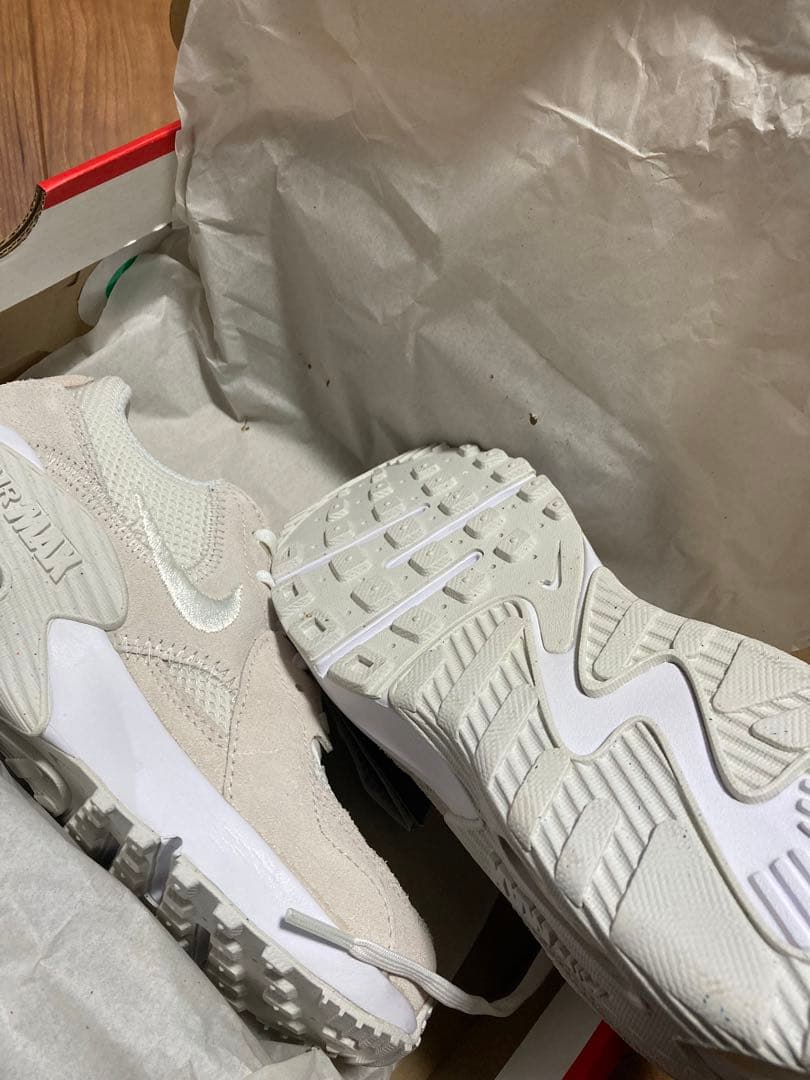 〈新品〉22.5cm NIKE エアーマックス エクシー クリーム