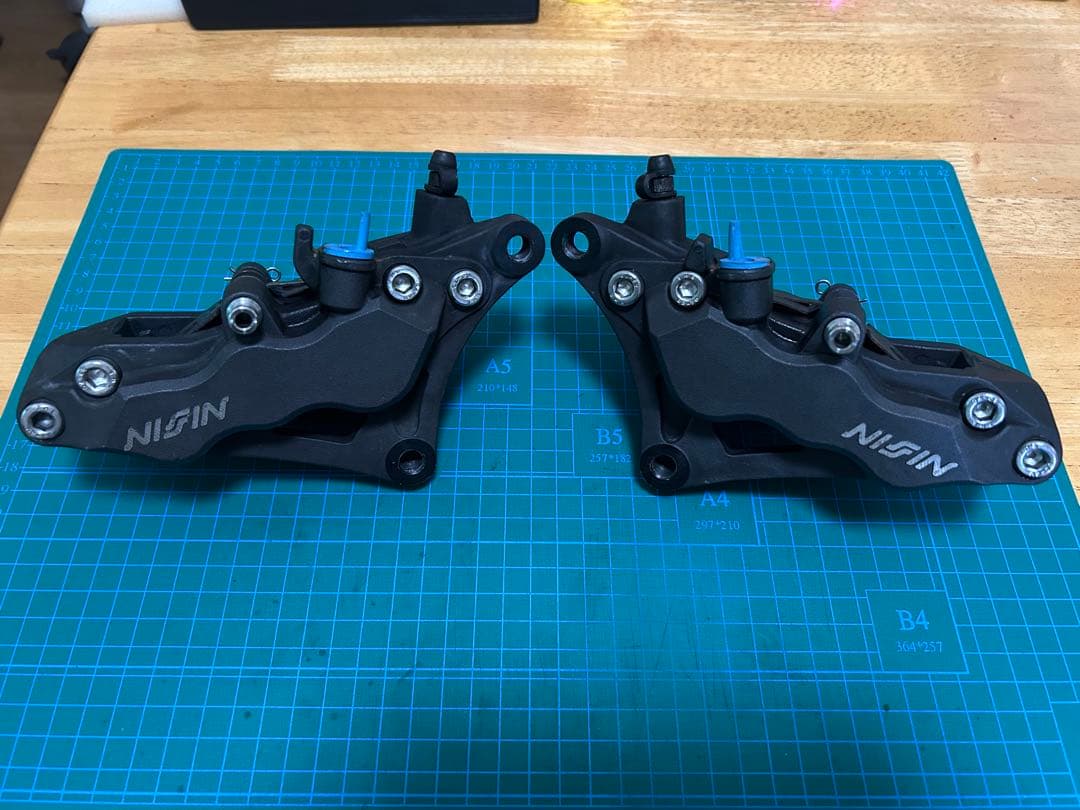 h*)様 ニッシン　6ポットブレーキキャリパー