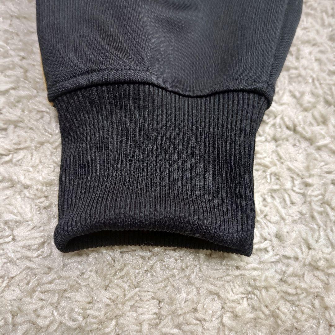 R様購入品　フレッドペリー トラックジャケット ブラック 黒 ゴールド 金