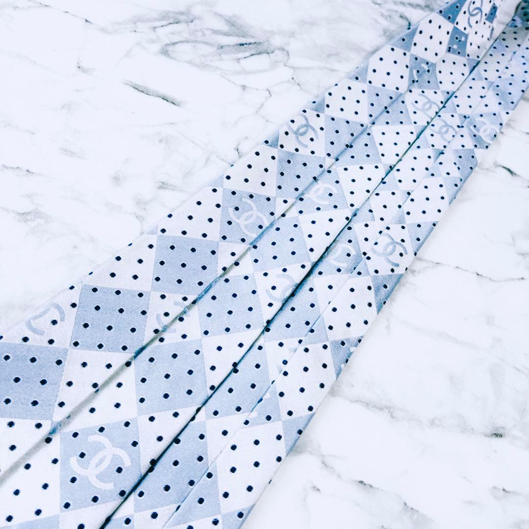 ✨未使用クラス✨CHANEL ココマーク　ドット　菱形　ブルーシルバー　ネクタイ