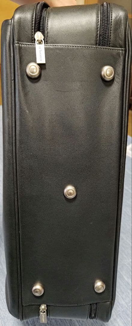 フランス老舗ブランド〘LE TUNNEUR〙ルタヌア　大型ビジネスバッグ　本革