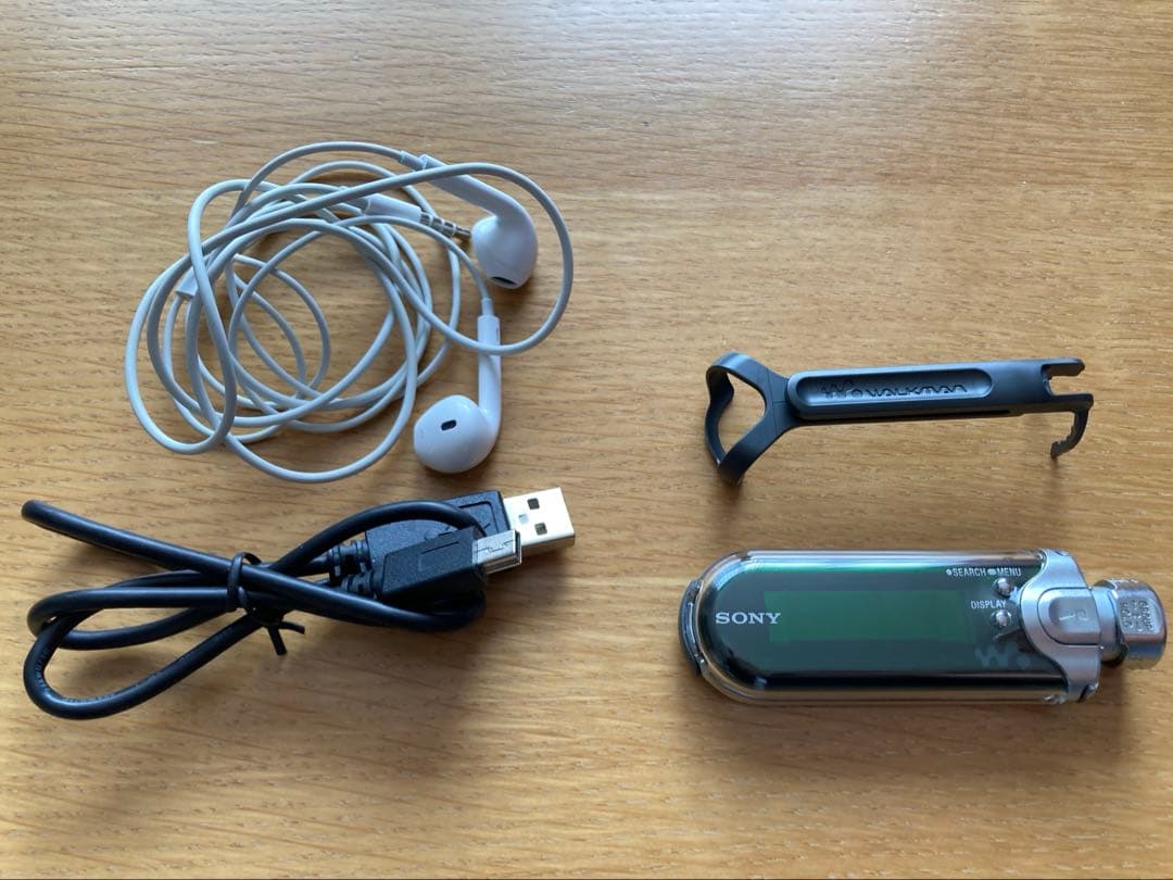 SONY WALKMAN NW-E405 イヤホン(未使用)おまけ付き