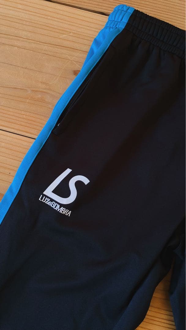 ピザ屋さん専用　ルースイソンブラ　ジャージ上下セット　ウィンドブレーカー