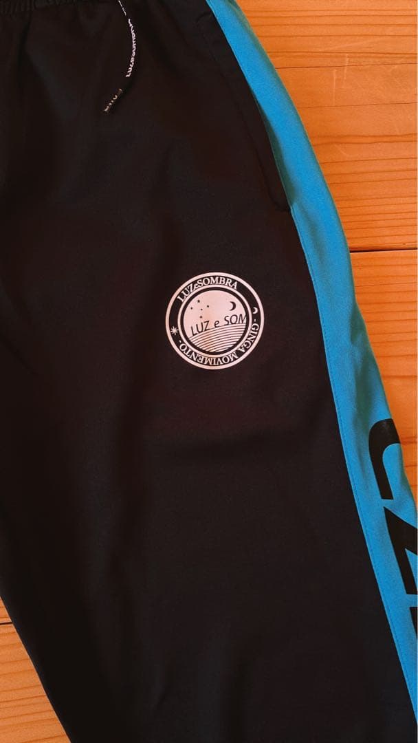 ピザ屋さん専用　ルースイソンブラ　ジャージ上下セット　ウィンドブレーカー