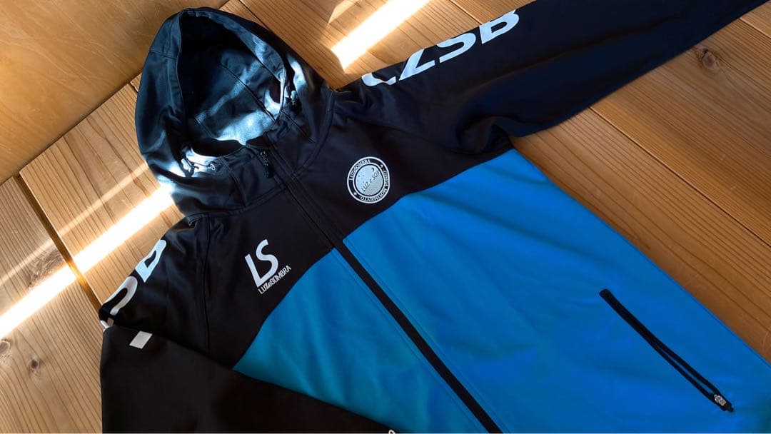 ピザ屋さん専用　ルースイソンブラ　ジャージ上下セット　ウィンドブレーカー