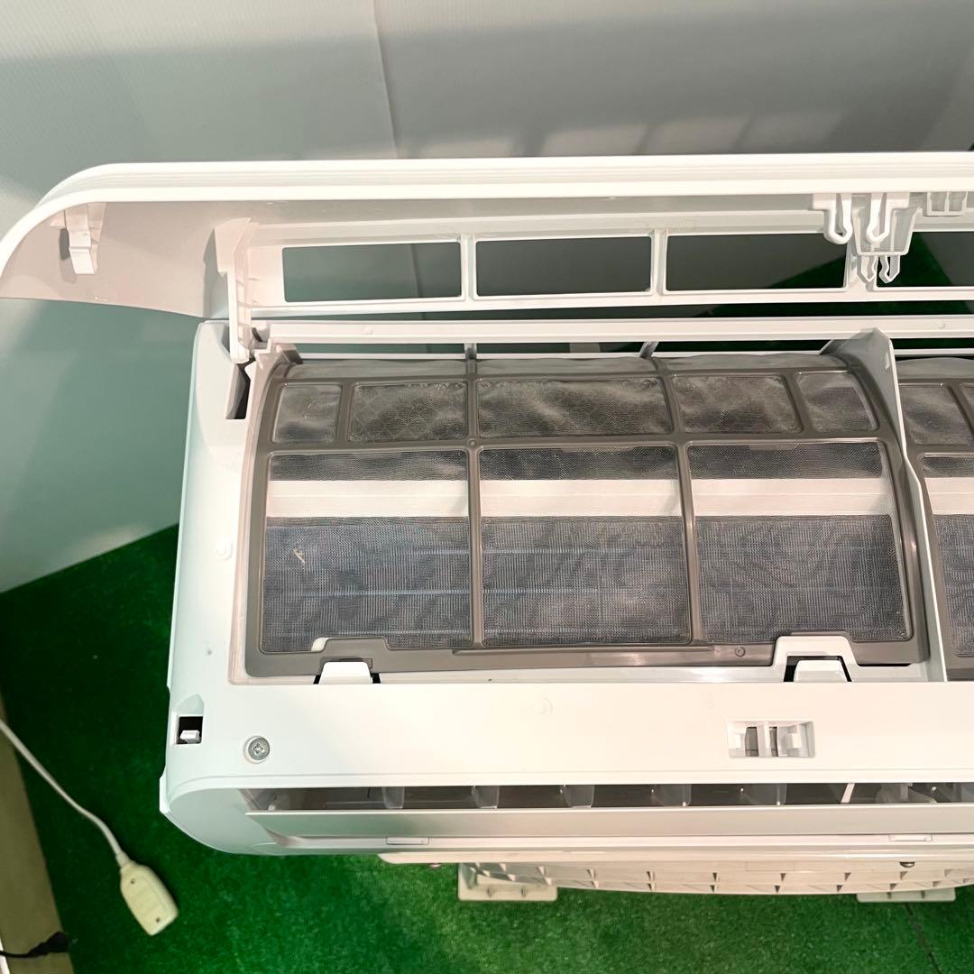 高年式　2022年製 室内機室外機セット6畳用 自動お掃除 エアコン　送料込み