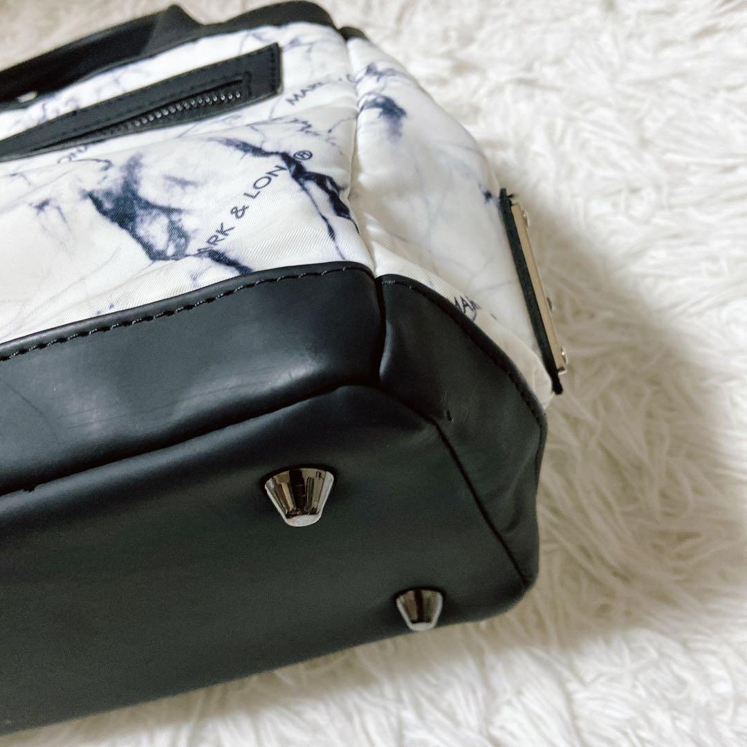 近年モデル⭐️マークアンドロナ　CODE カートバッグ 大理石模様　ゴルフ　白　黒