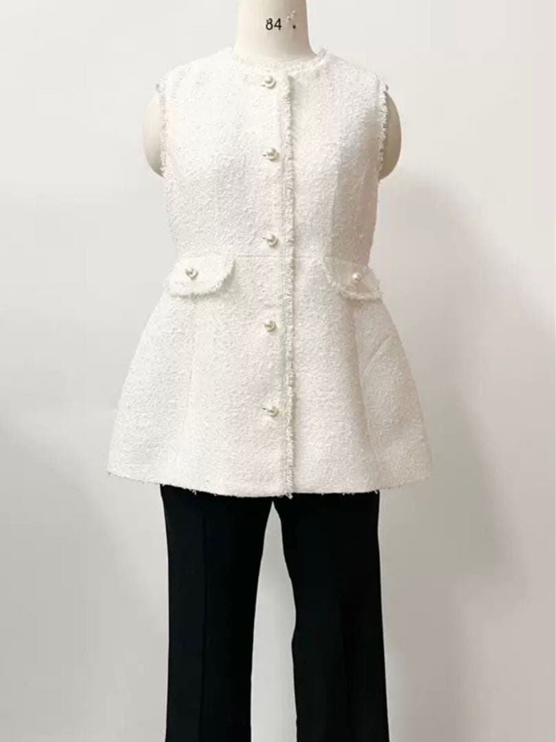 Arpege storyアルページュストーリー パールボタンツイードペプラムジレ