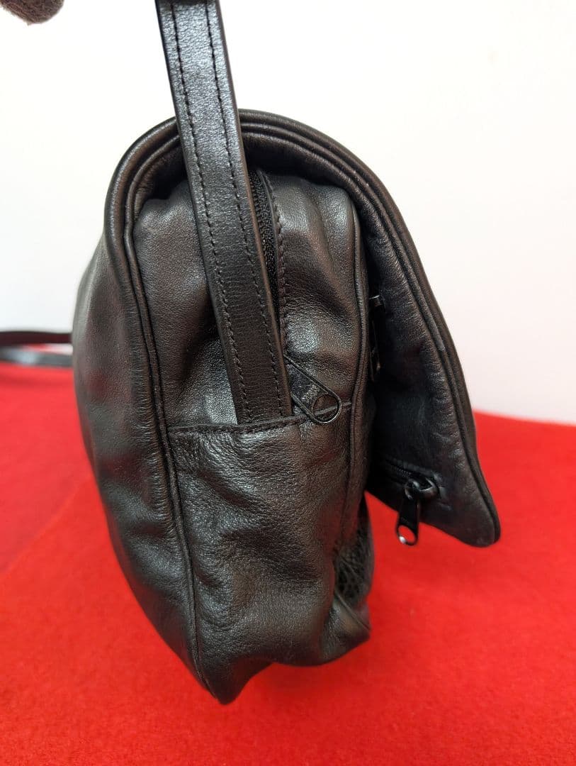 美品 極希少！gucci レザーショルダーバッグ ブラック オールドグッチ 希少